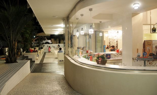 Hotel Caribia Via Marche, 1