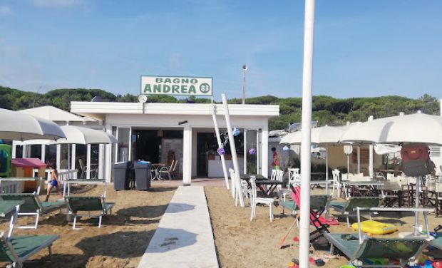 BAGNO ANDREA  arenile demaniale 83